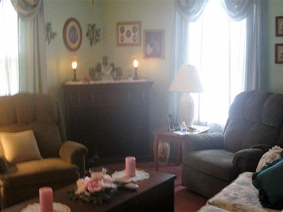 2nd image of 400 Spencer Ave