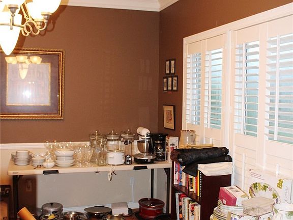 5th image of 6119 Garden Oaks Dr