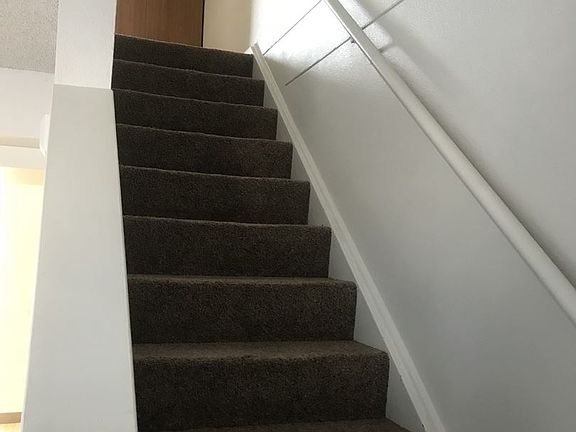 5th image of 2758 Jackson St APT 4