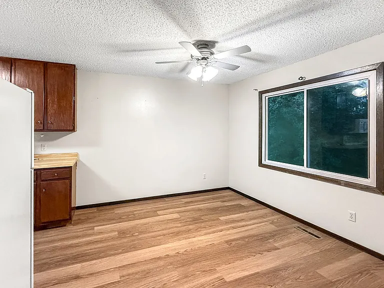 417 Butler Ave E #419 — Photo 8