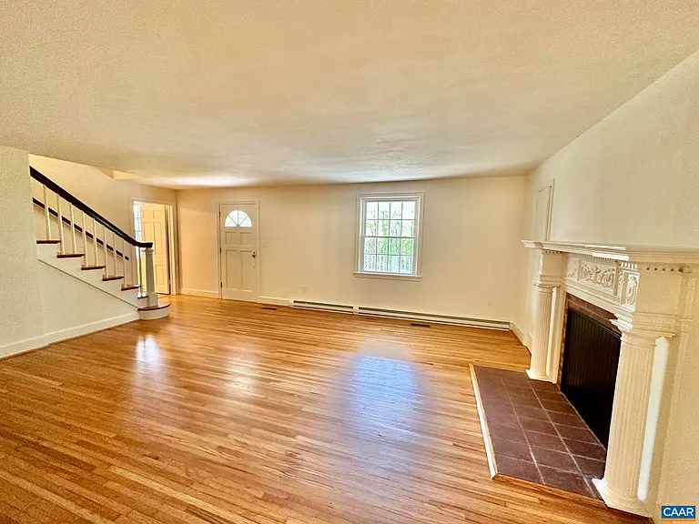 2278 Hansens Mountain Rd — Photo 6