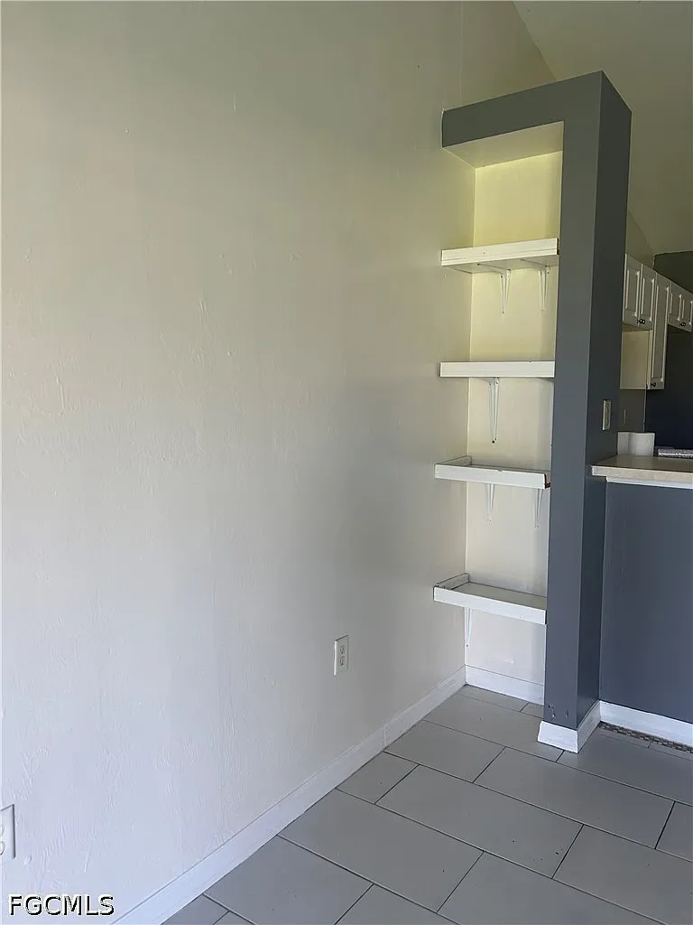 2 bed, 2.0 bath, 1220 sqft, $1,425 — Photo 4