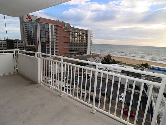 3rd image of 4004 Atlantic Ave APT 805