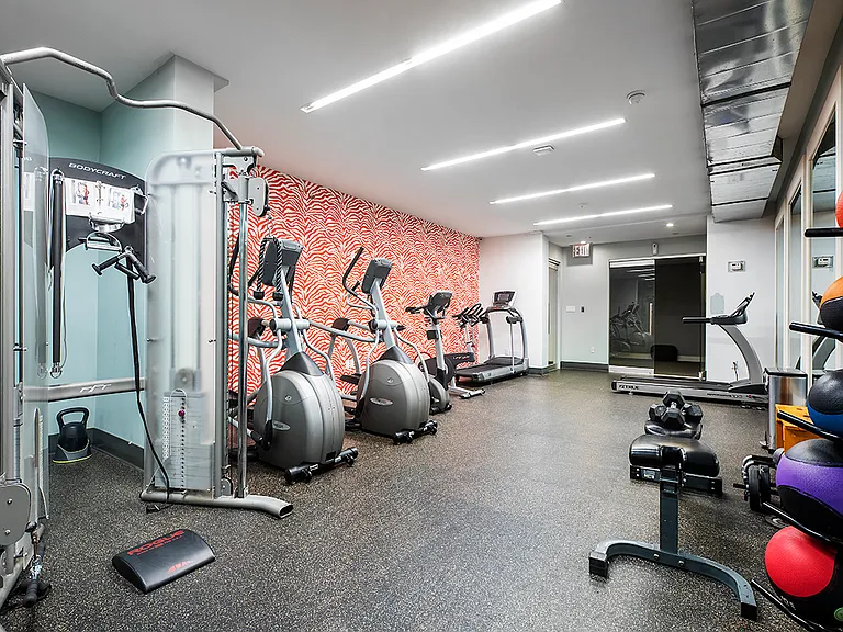 80 Meserole St #2J — Photo 6
