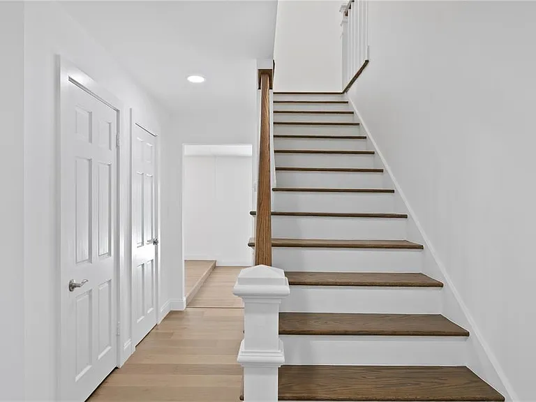4704 W Brookwood Dr — Photo 8