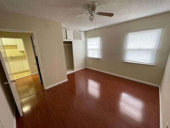 3rd image of 429 E Chevy Chase Dr #7
