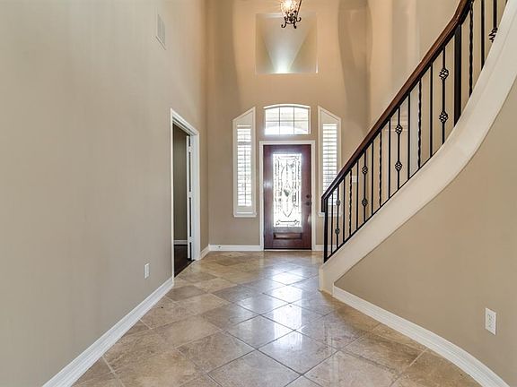 3rd image of 6331 Collina Springs Ct