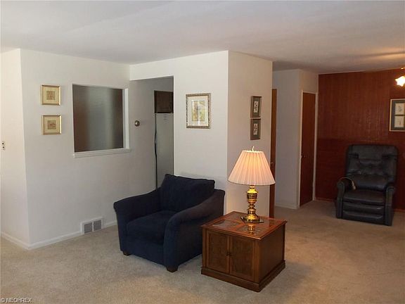 3rd image of 2323 Brookdale Ave