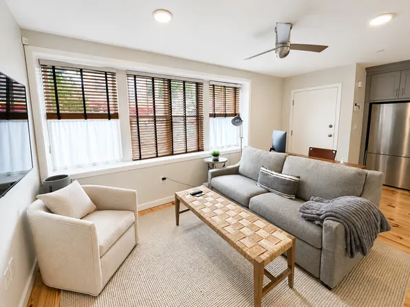 136 Arlington St Unit 2, Boston, MA 02116