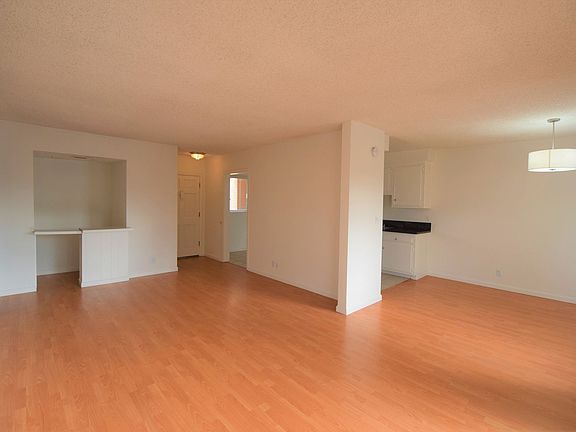 4th image of 5036 Coldwater Canyon Ave APT 312