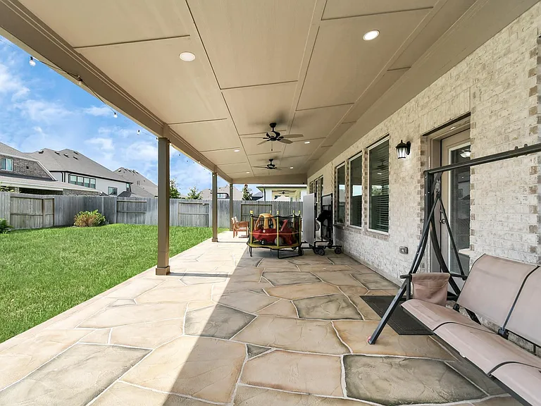 10002 Serenity Grove Dr — Photo 35