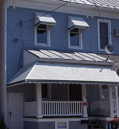 2nd image of 129 W Franklin St