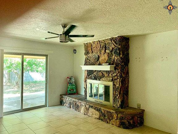3rd image of 3205 N Northwest Dr