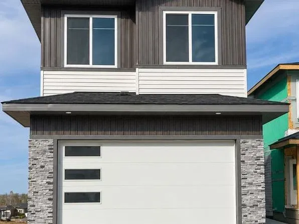 15 S Vincent Gate, Sylvan Lake, AB T4S 0V7