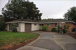 1st image of 1790 Maplewood Dr
