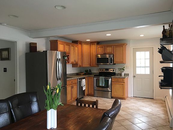 Floor 1 Kitchen