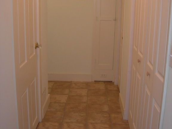 1st flr bath and laundry