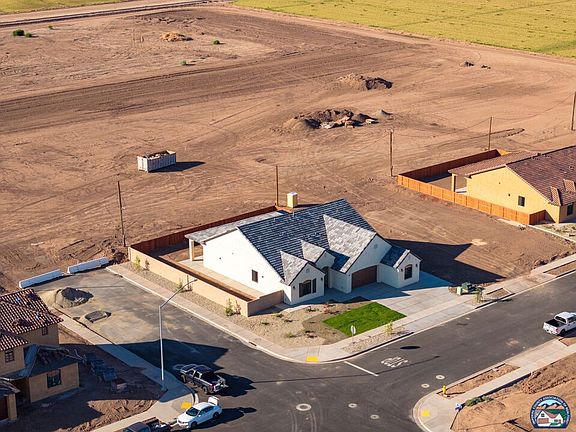 5th image of 2203 Manzanita