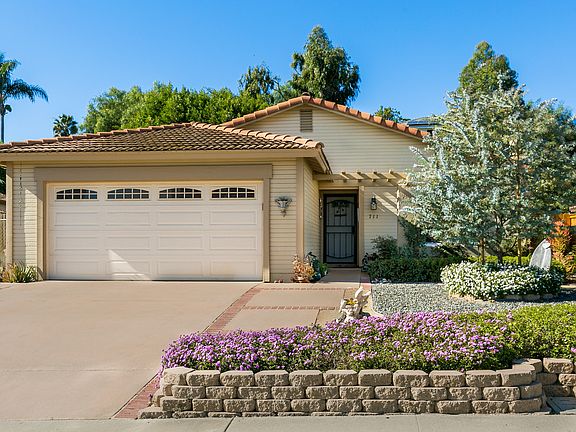 2nd image of 711 Valley Crest Dr