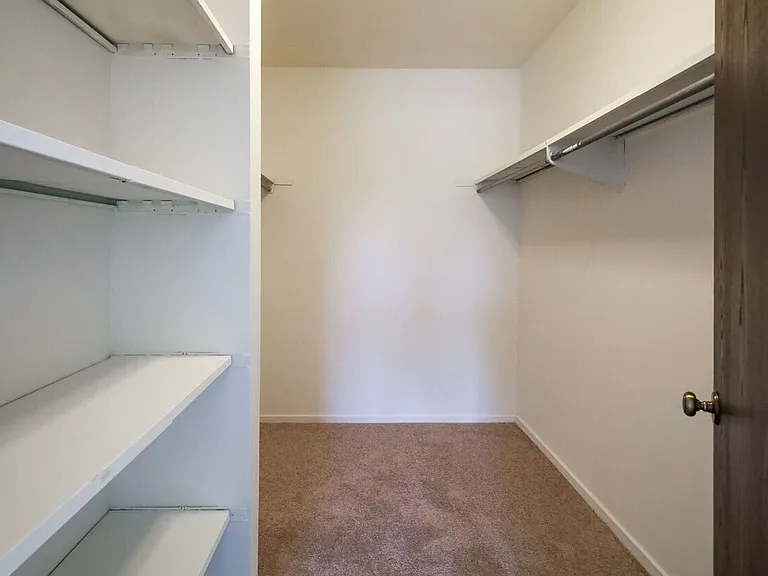 Main Bedroom Closet