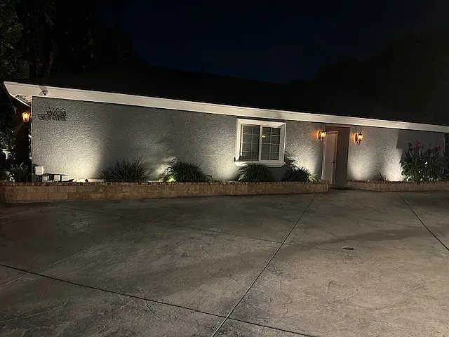 9409 N Orion Ave — Photo 26