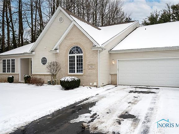 2nd image of 7921 Hidden Harbour Dr