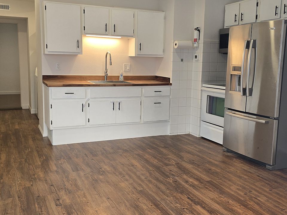 1st image of 3220 S Clark St #3220