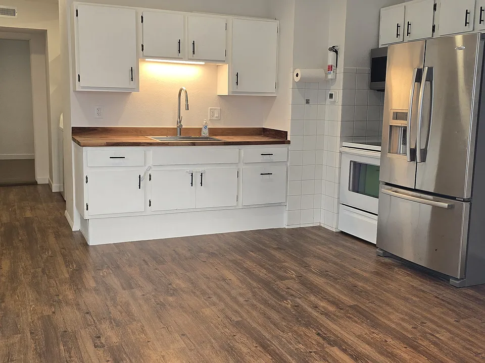 3220 S Clark St #3220