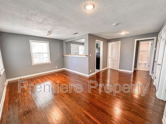 2nd image of 7615 Wyandotte St