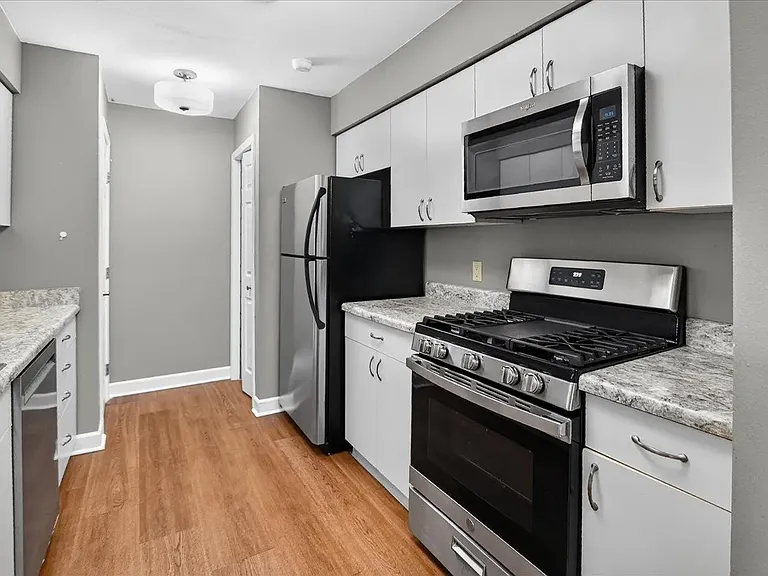 2991 Holborn Cir — Photo 25