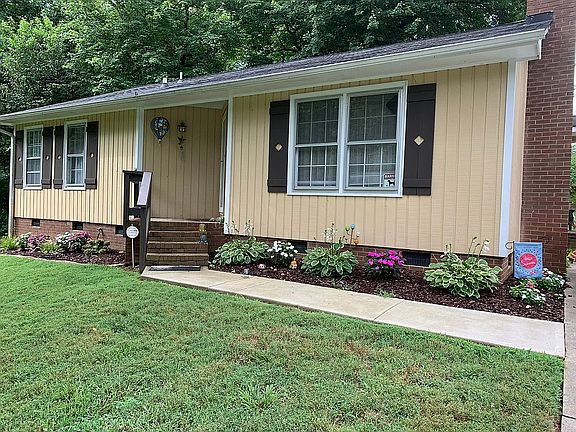 2nd image of 2596 Mount Salem Rd