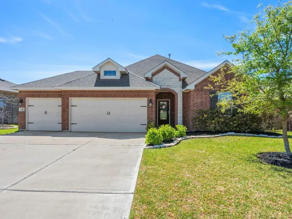 7417 Saint Andrews Dr, Navasota, TX 77868