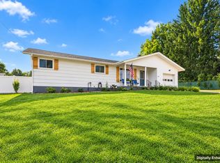 169 Raven Rd, Lowell, MA 01852