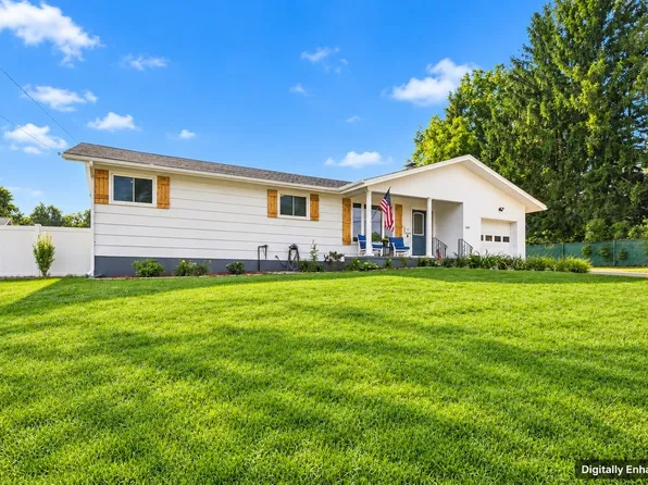 169 Raven Rd, Lowell, MA 01852