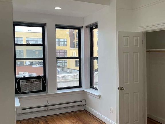 5th image of 884 Bedford Ave #4