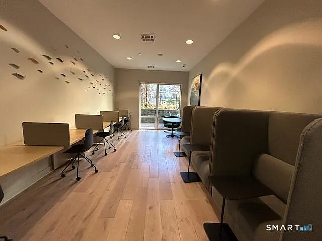 120A Towne St #512 — Photo 21