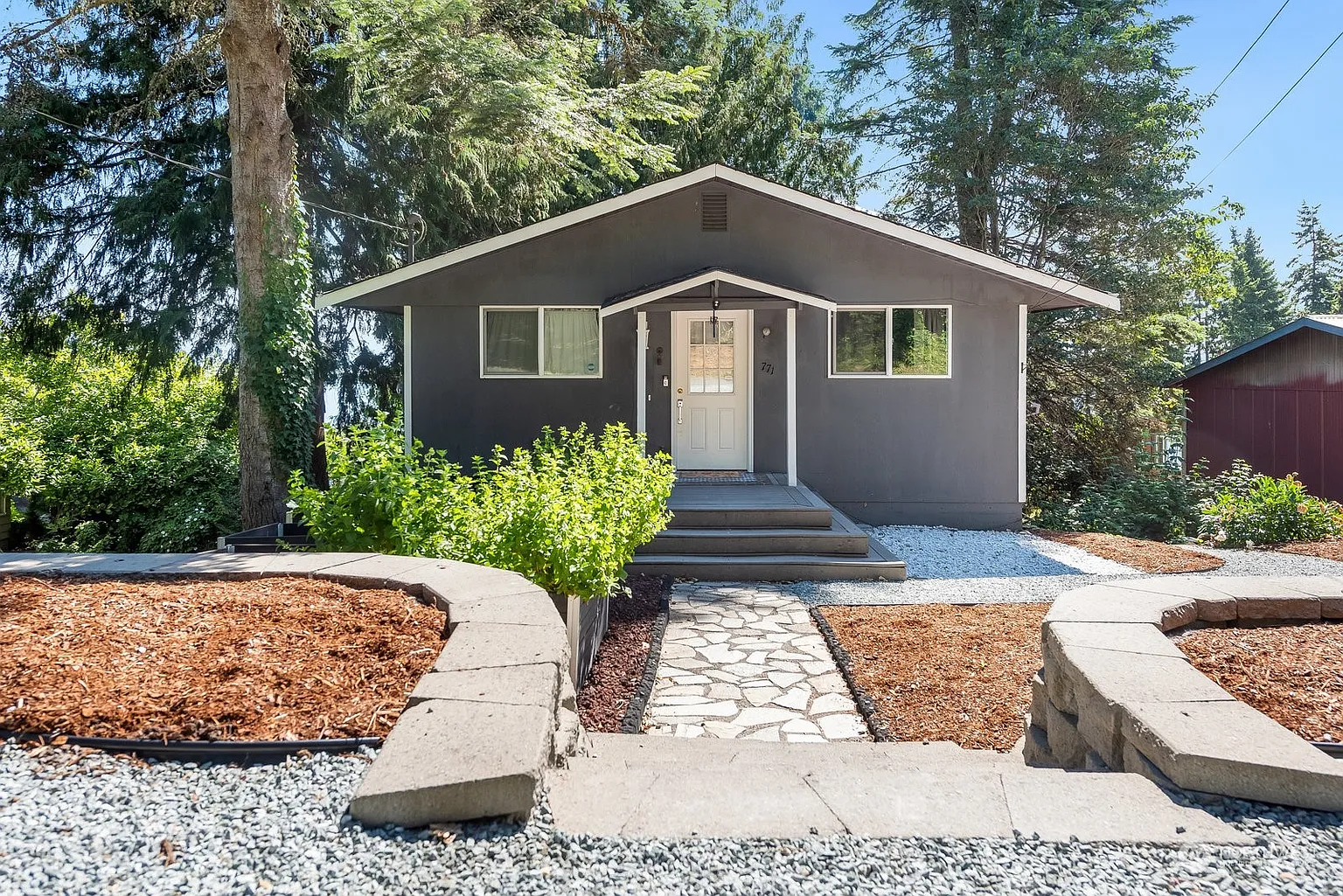 771 Vesper Way photo 1