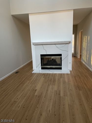 1st image of 5 Ebersbach Ln