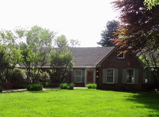 1555 Tates Creek Rd, Lexington, KY 40502