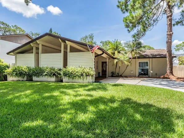 7003 Edenbrook Ct, Tampa, FL 33634