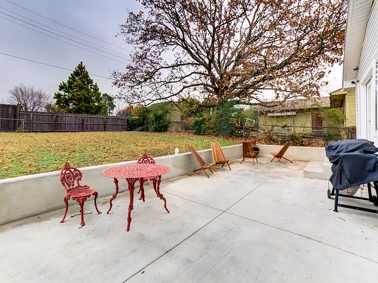 5705 E 26th Pl S — Photo 39