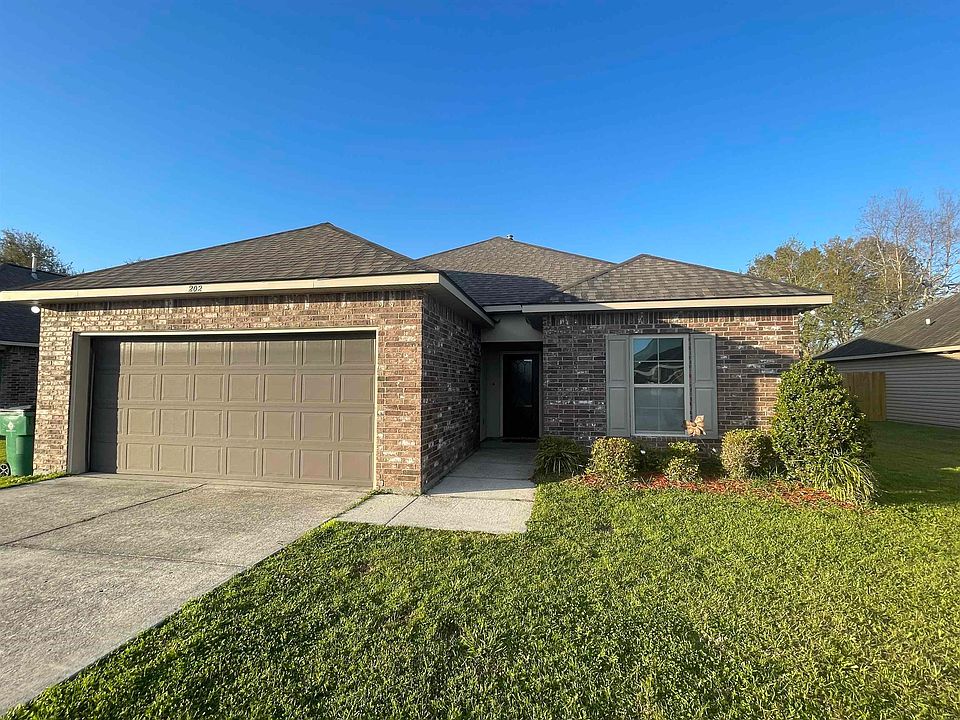 1st image of 202 Herrington Dr