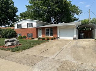 1410 Ridgeway Dr, Jeffersonville, IN 47130