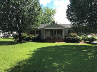 1108 Cornelia Cir, Greenwood, SC 29646