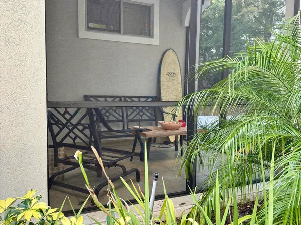 359 Ahern St, Atlantic Beach, FL 32233