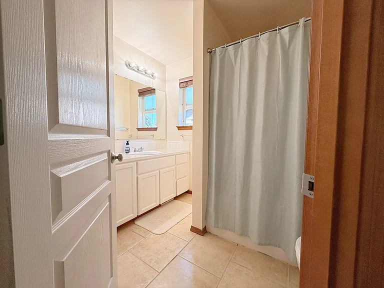 Upstairs bathroom