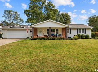 700 S West St, Tremont, IL 61568