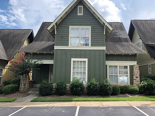 101 W Lane Dr Photo 1