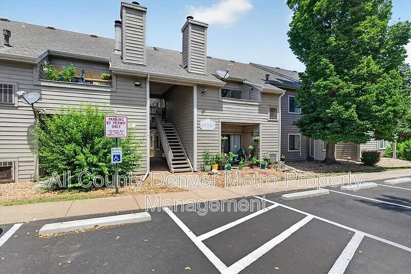 2 bed, 2.0 bath, 1091 sqft, $2,095 — Photo 3