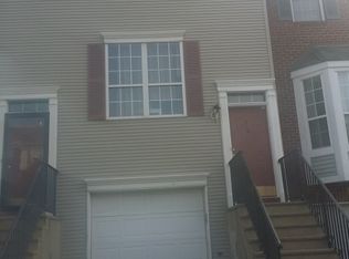 98 Perez Dr, Newark, NJ 07103